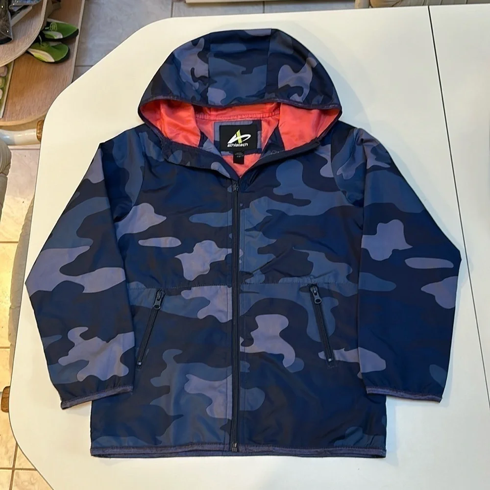 ❤️ 🆕 ATHLETECH BOYS CAMO JACKET SIZE 8 / medium